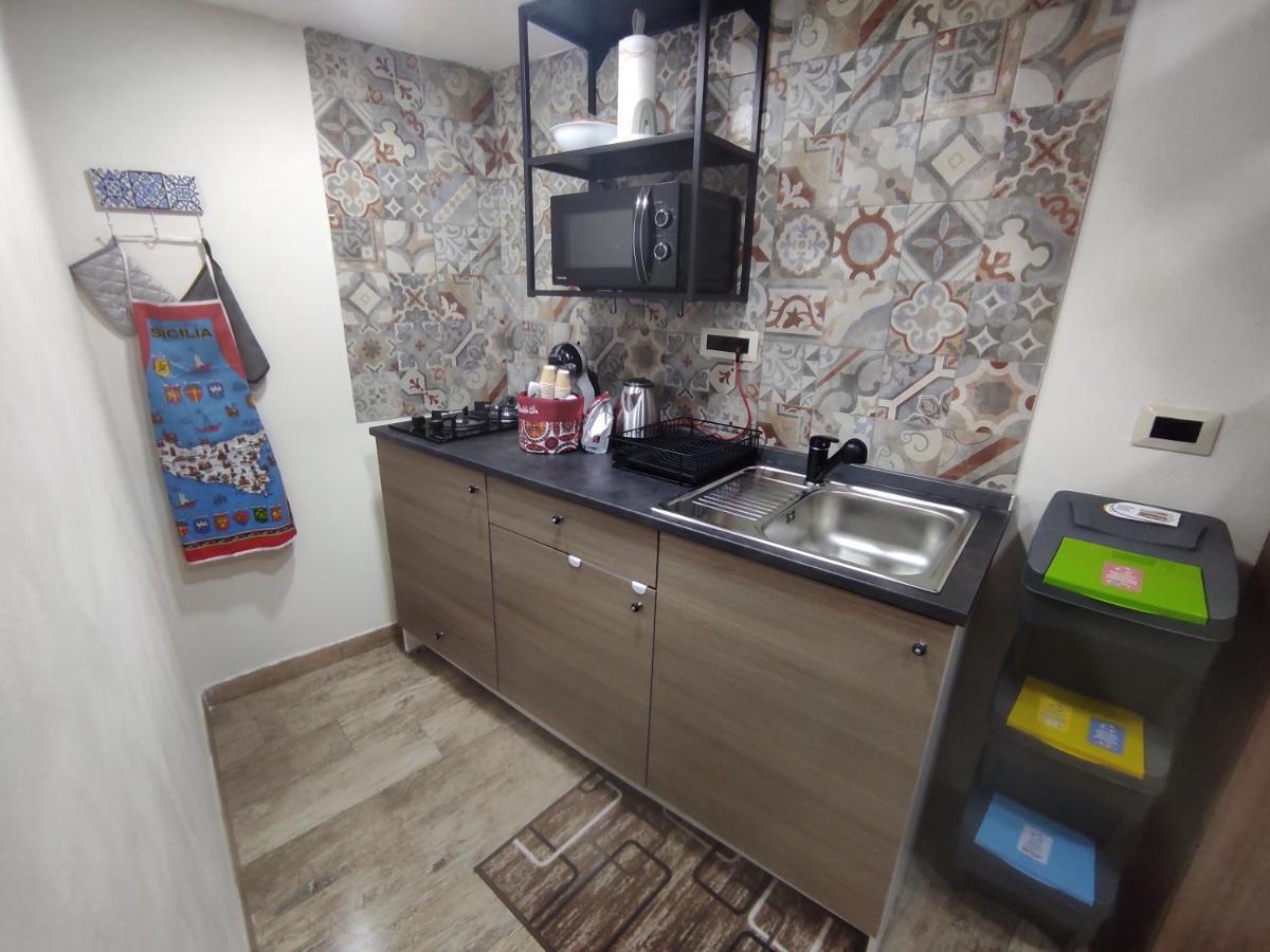 Tapia'S Rooms Big CTA Exterior foto